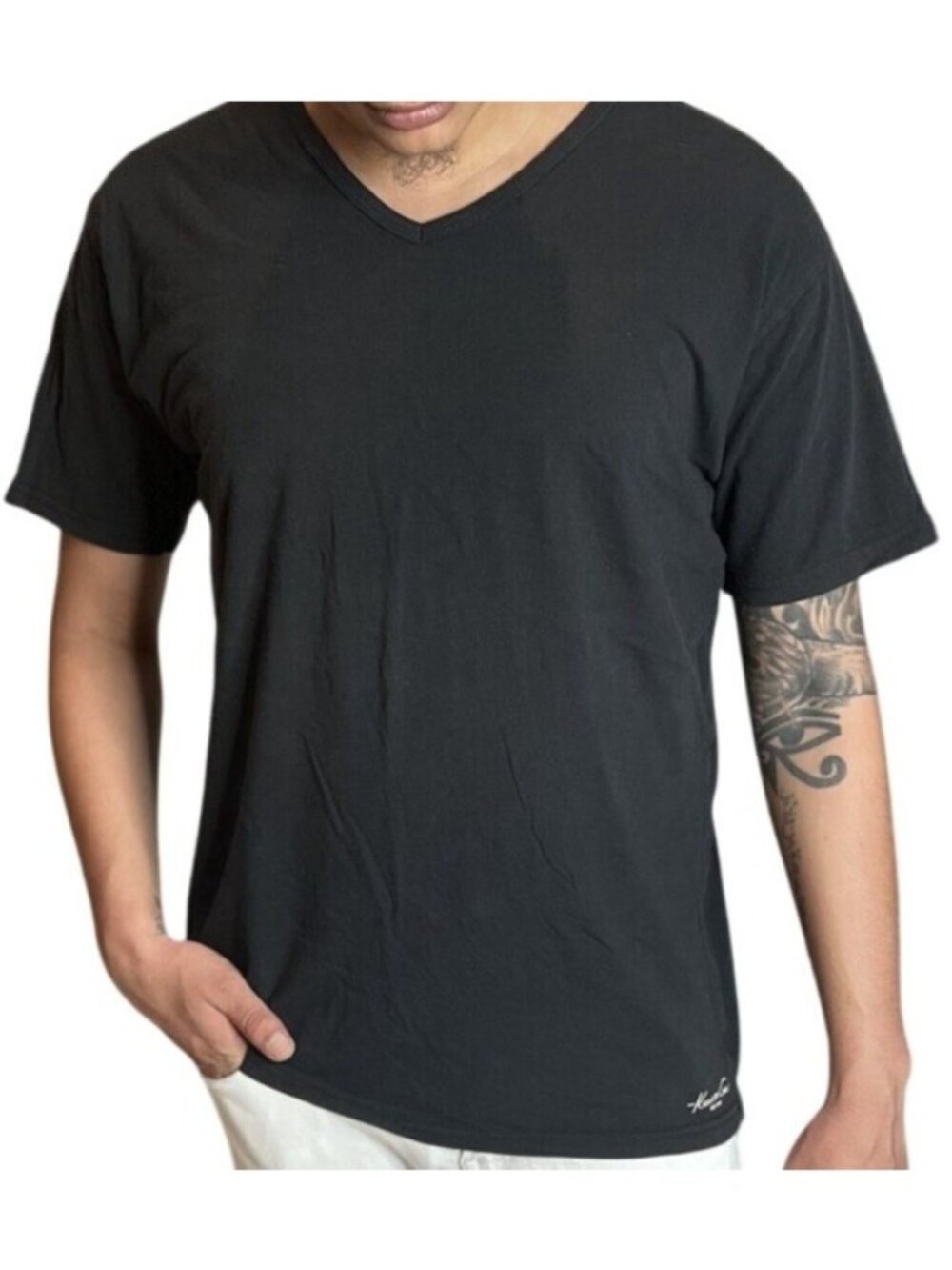 Kenneth Cole Mens Black V-Neck T-Shirt Size L Casual & Stylish